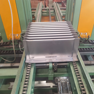 Machine automatique de formage de nageoires ondulées de soudage TIG 3 à 4 nageoires/min