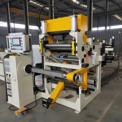 Machine de soudage à froid sous pression à conducteur de feuille de papier laminé en cuivre
