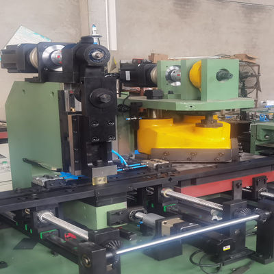 Machine de découpe à bande d'acier au silicium à demi-tour