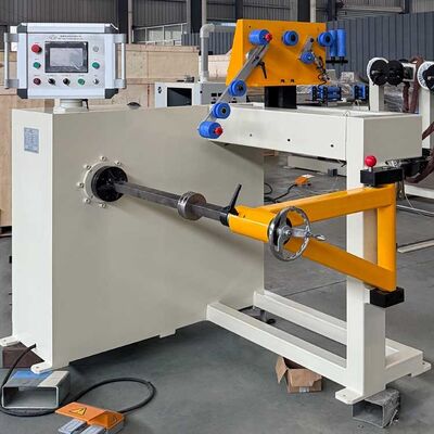 ZPX600 Machine automatique de remontage de bobine avec 600 mm de largeur maximale de remontage Guide de fil servo-alimenté et vitesse de 0 à 200 tr / min