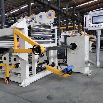 Machine d'enroulement de feuille pour transformateur 15kw avec une épaisseur de feuille de cuivre de 0,2 à 2,0 mm et une vitesse d'enroulement réglable jusqu'à 20 tr/min