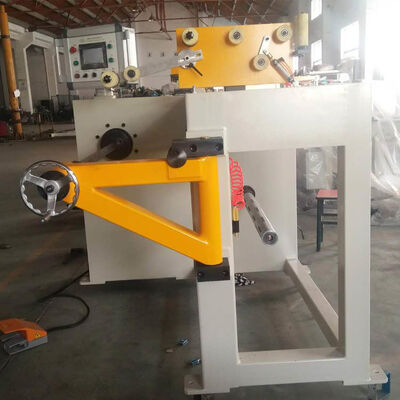 800 mm largeur transversale maximale machine de remontage de bobine de transformateur avec système de commande PLC et servo-moteur de 0,75 kW